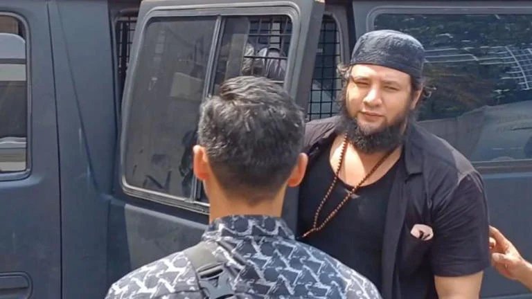 Kamelia Ungkap Ancaman Wanita Memaksa Putus dari Ammar Zoni, Sementara Mantan Dipenjara 7 Tahun