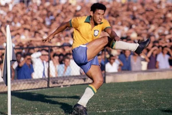 Drama Gempa, Duel Brutal, dan Kebangkitan Brasil: Menguak Kilas Balik Piala Dunia 1962 yang Legendaris