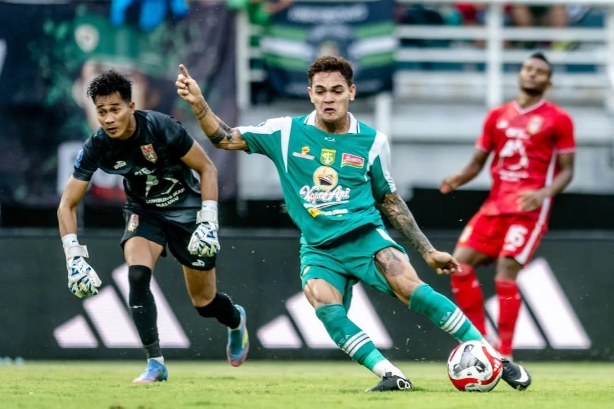 Persebaya Rekor Empat Besar: Tavares Puji Kerja Keras Tim