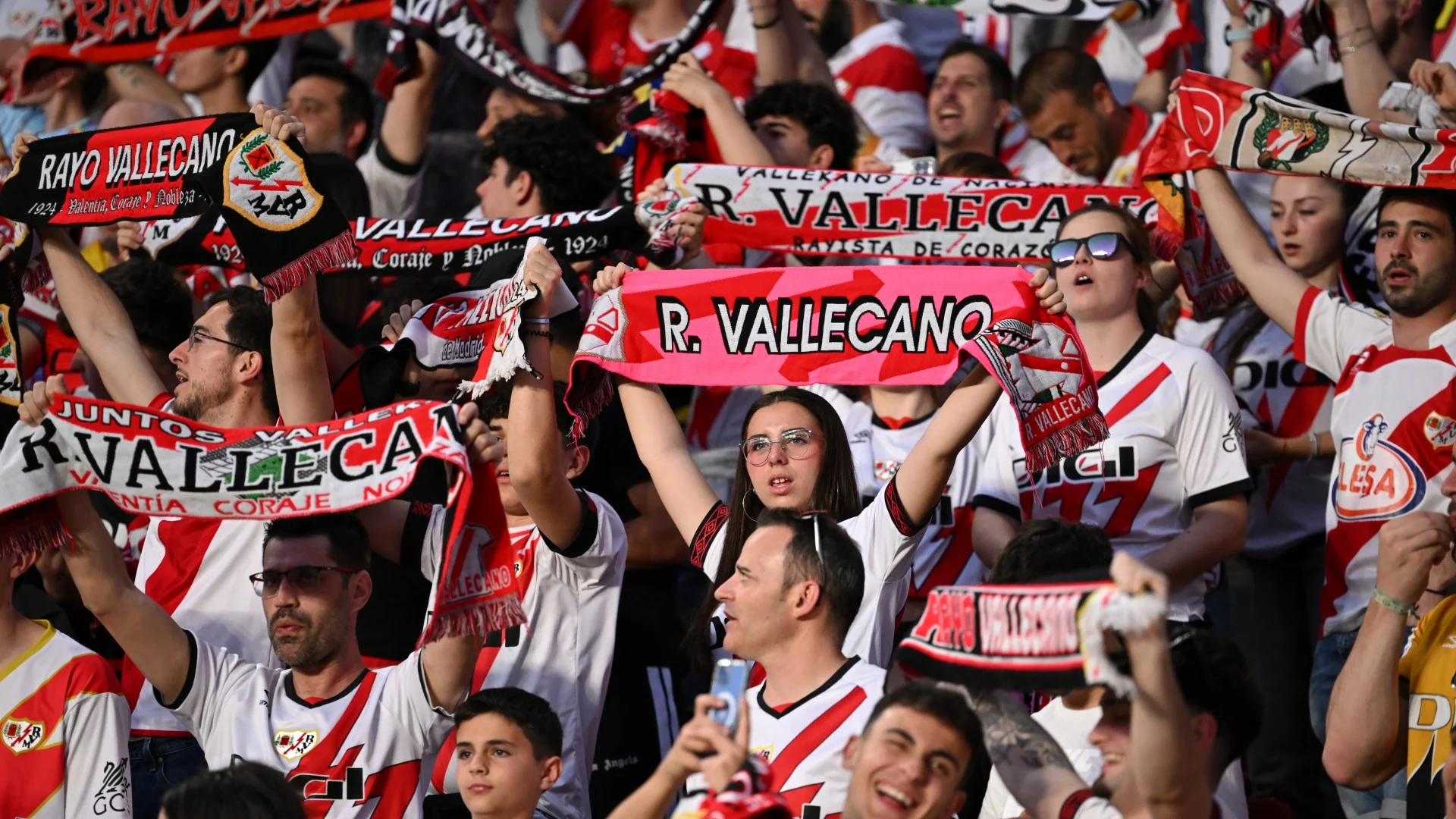 Rayo Vallecano Guncang Liga: Kemenangan Semifinal UEFA dan Kontroversi Bendera Palestina